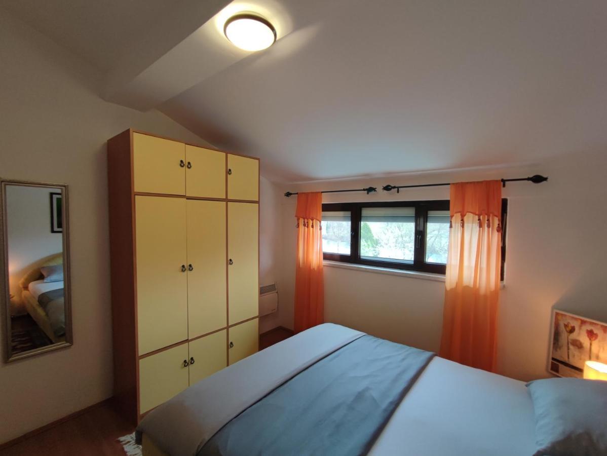 Mila Holiday Home Lohovo Kültér fotó