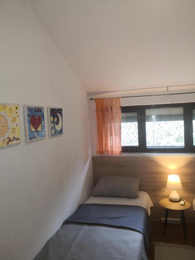 Mila Holiday Home Lohovo Kültér fotó
