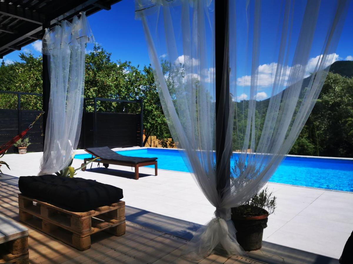Mila Holiday Home Lohovo Kültér fotó